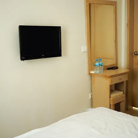 Hotel Oya Boutique And